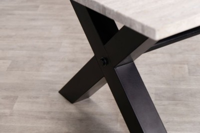 travertine-top-black-sheffield-base-dining-table-base